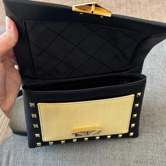 Michael Kors Shoulder Bag - Picture 3 of 4